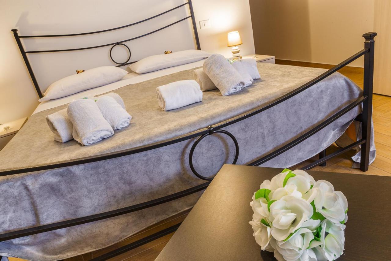 Sicily In Love 2 - Rooms & Breakfast Taormina Zewnętrze zdjęcie